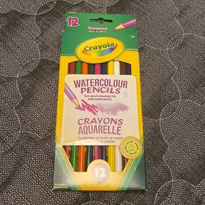 Brand New Crayola Watercolour pencil crayons